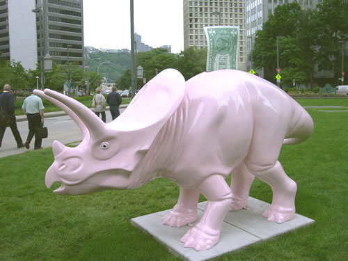 picture of the Dolly Dollarsaurus dinosaur