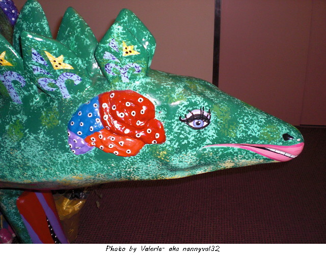 picture of the Neurosaurus dinosaur - george_11_george.jpg