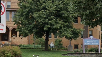 picture of the Seymour Sparklesaurus (In Storage) dinosaur - sparky_11_sparky%20street%202021-08.png